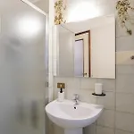 Alpine Townhouse Escape Ballabio