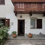 Διαμέρισμα Alpine Townhouse Escape *