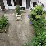 Alpine Townhouse Escape Διαμέρισμα *