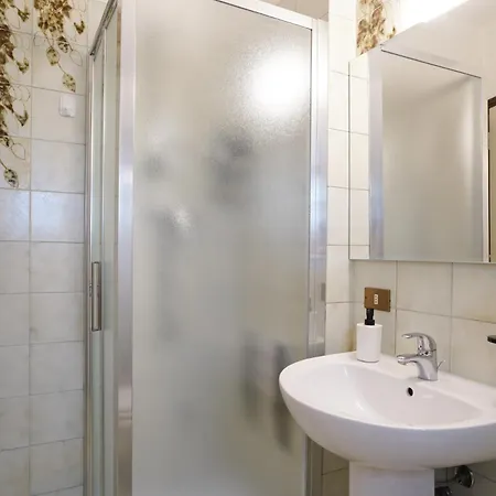Alpine Townhouse Escape Appartement Ballabio