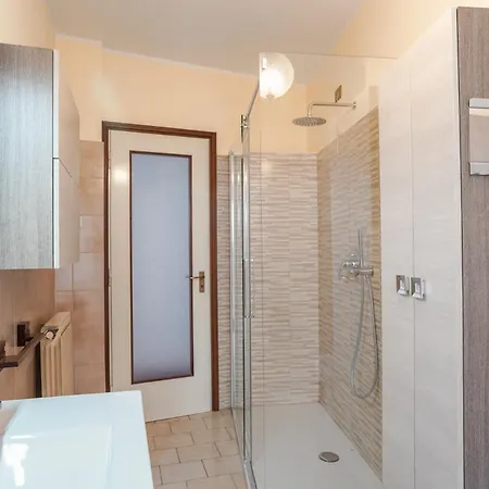 Apartment Alpine Townhouse Escape Ballabio