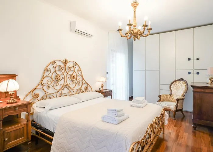 Alpine Townhouse Escape